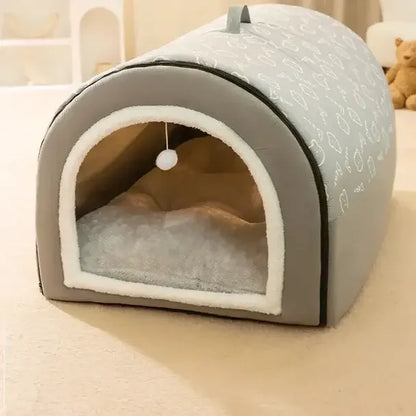 DogWaggo™ Cozy Winter Dog House